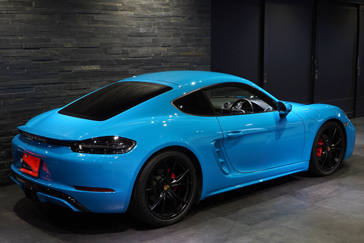 2018 Porsche 718 CAYMAN null