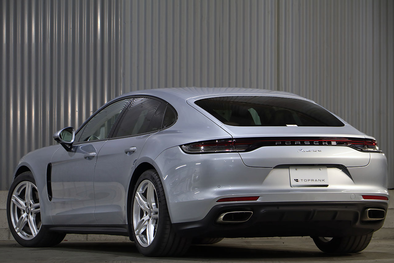 2021 Porsche PANAMERA 