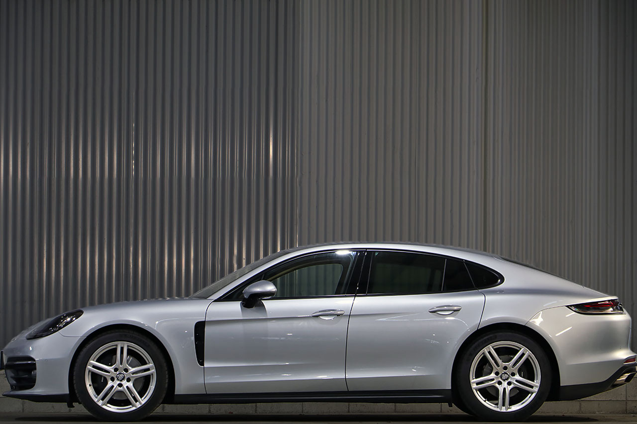 2021 Porsche PANAMERA 