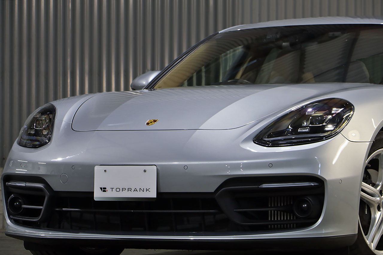 2021 Porsche PANAMERA 