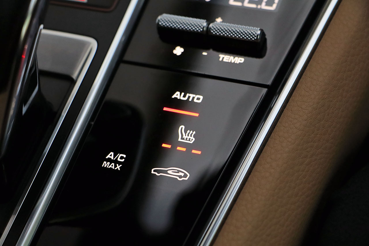 2021 Porsche PANAMERA 