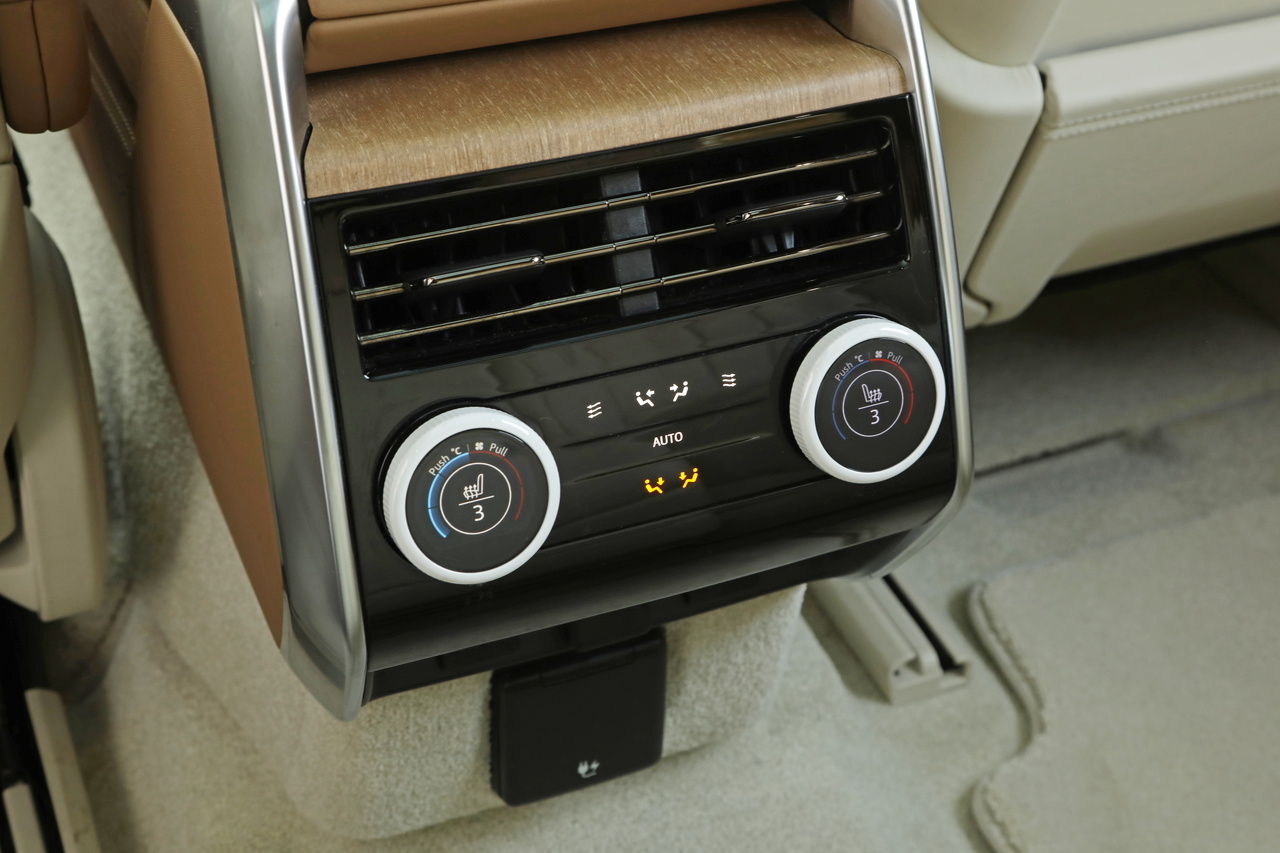 2022 Land Rover RANGE ROVER 