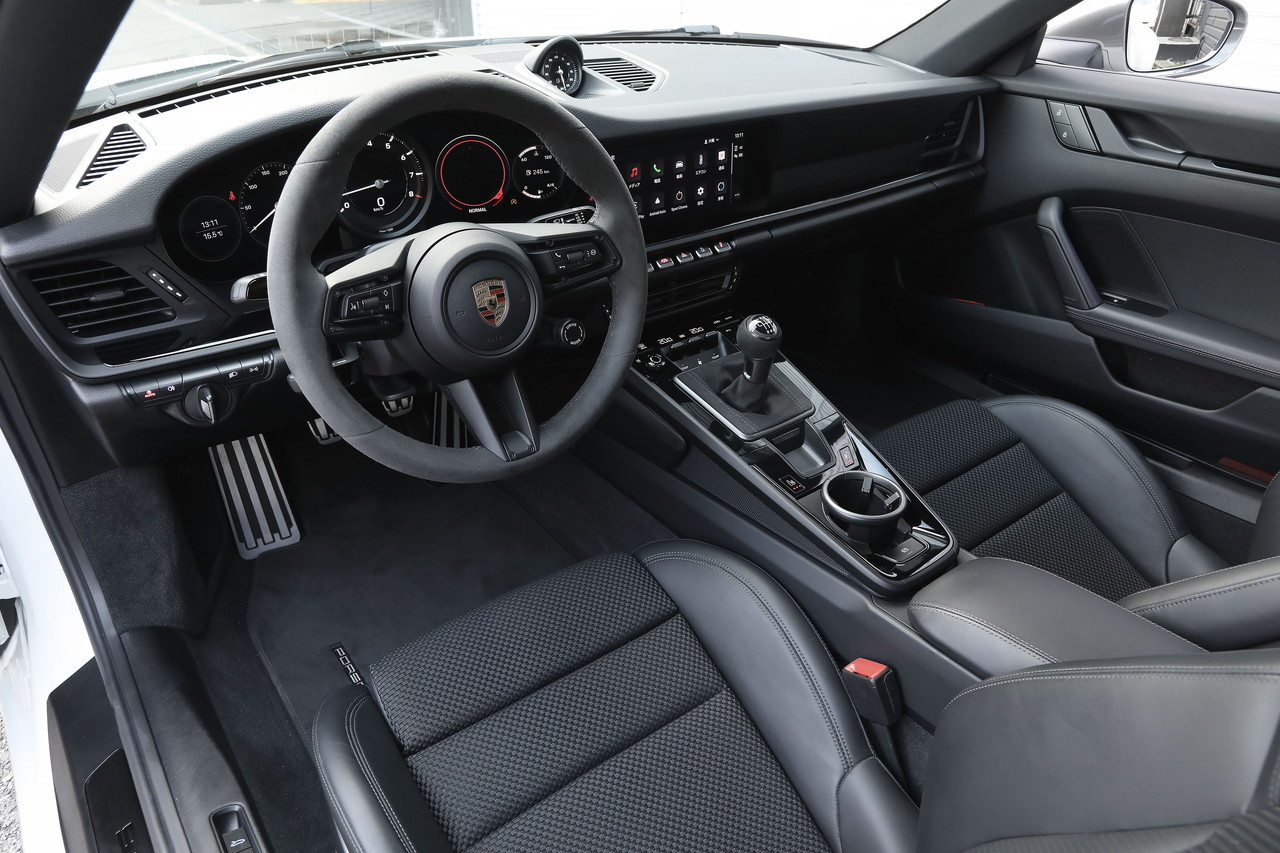 2023 Porsche 911 null