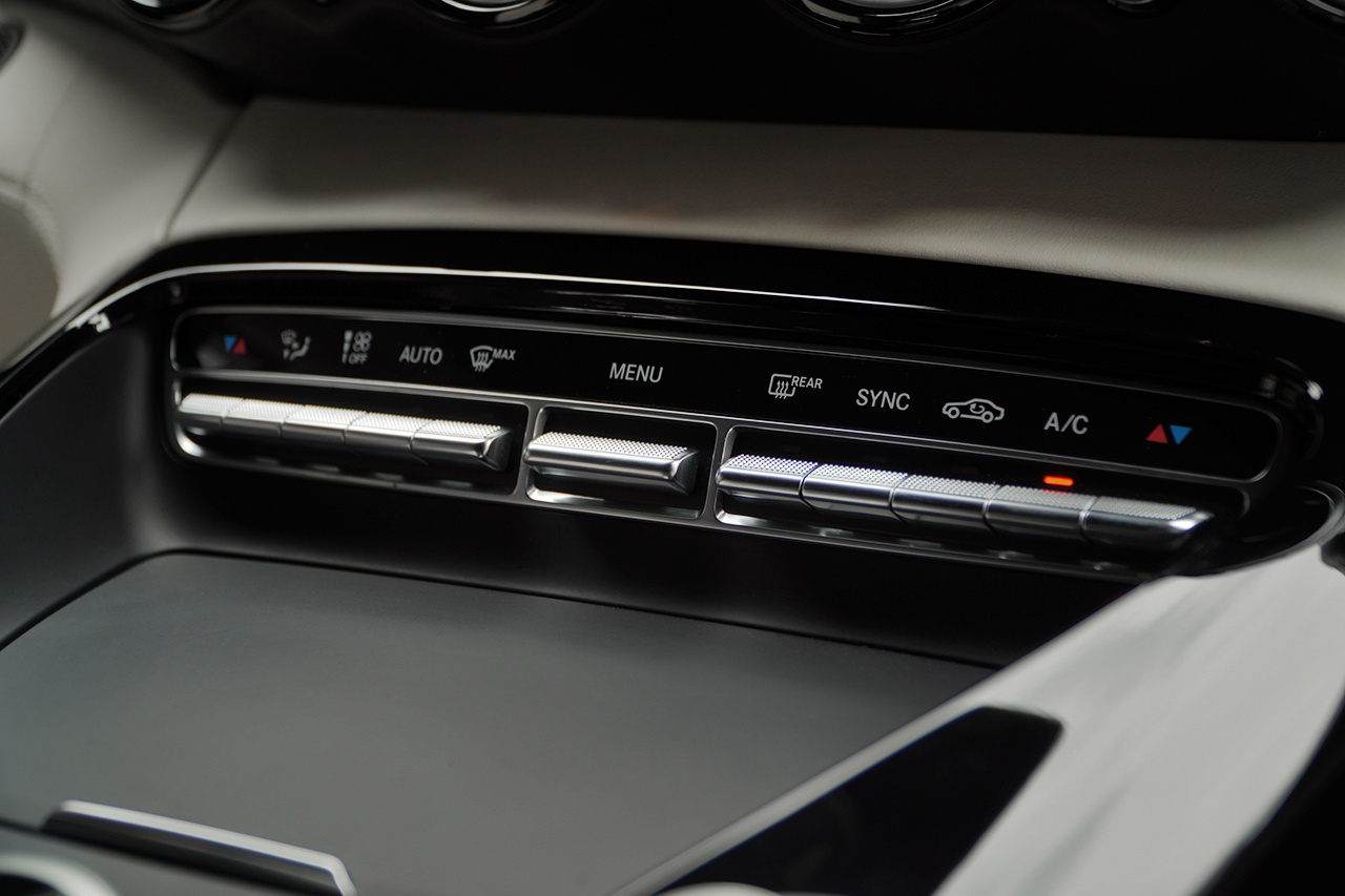 2017 Mercedes-AMG GT null