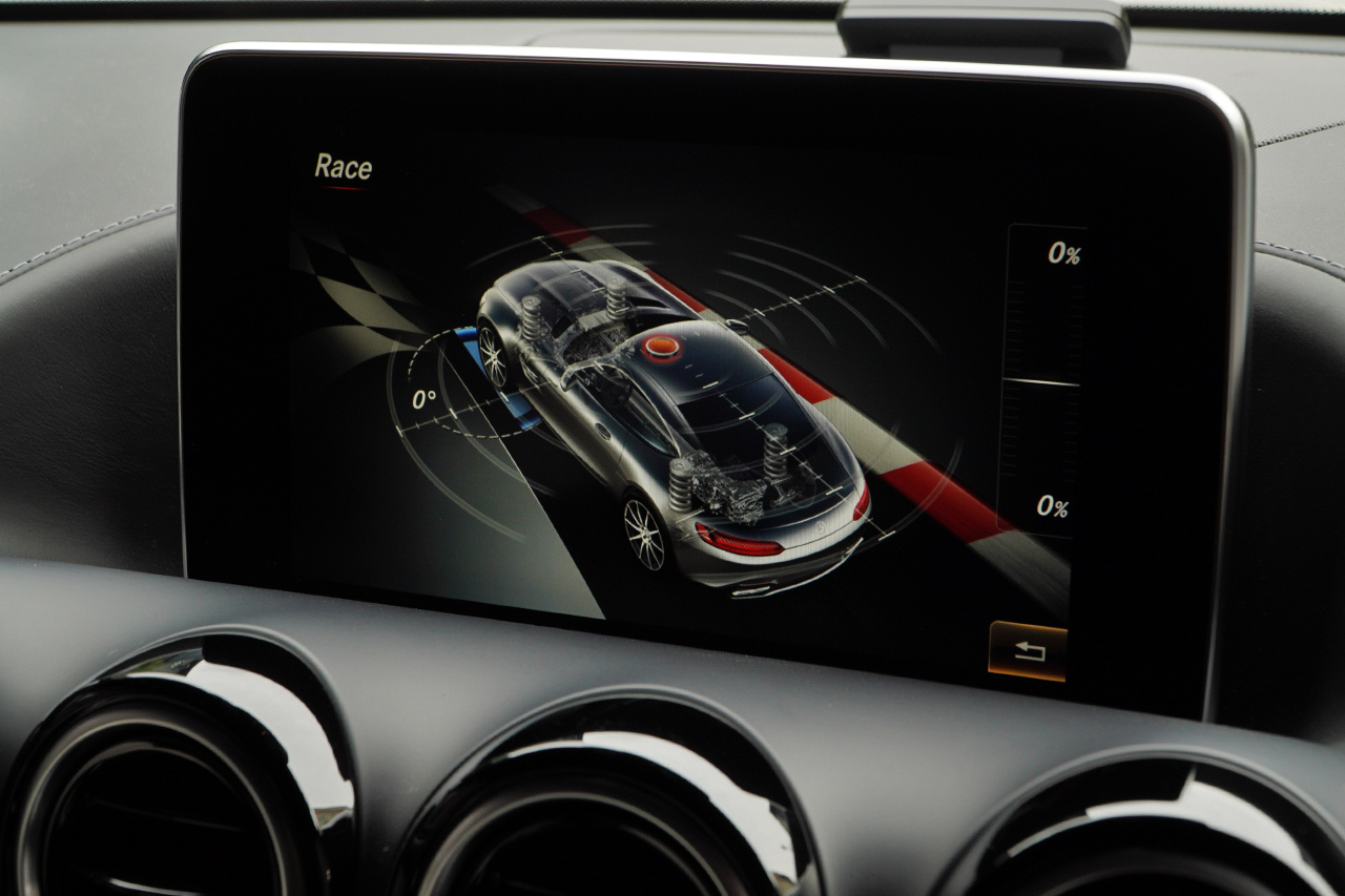 2017 Mercedes-AMG GT null