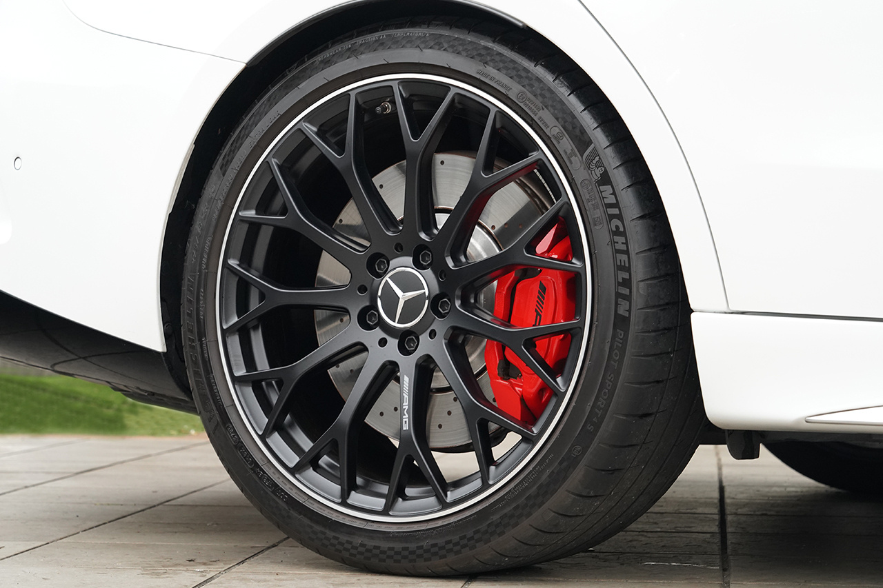 2024 Mercedes-AMG C CLASS 