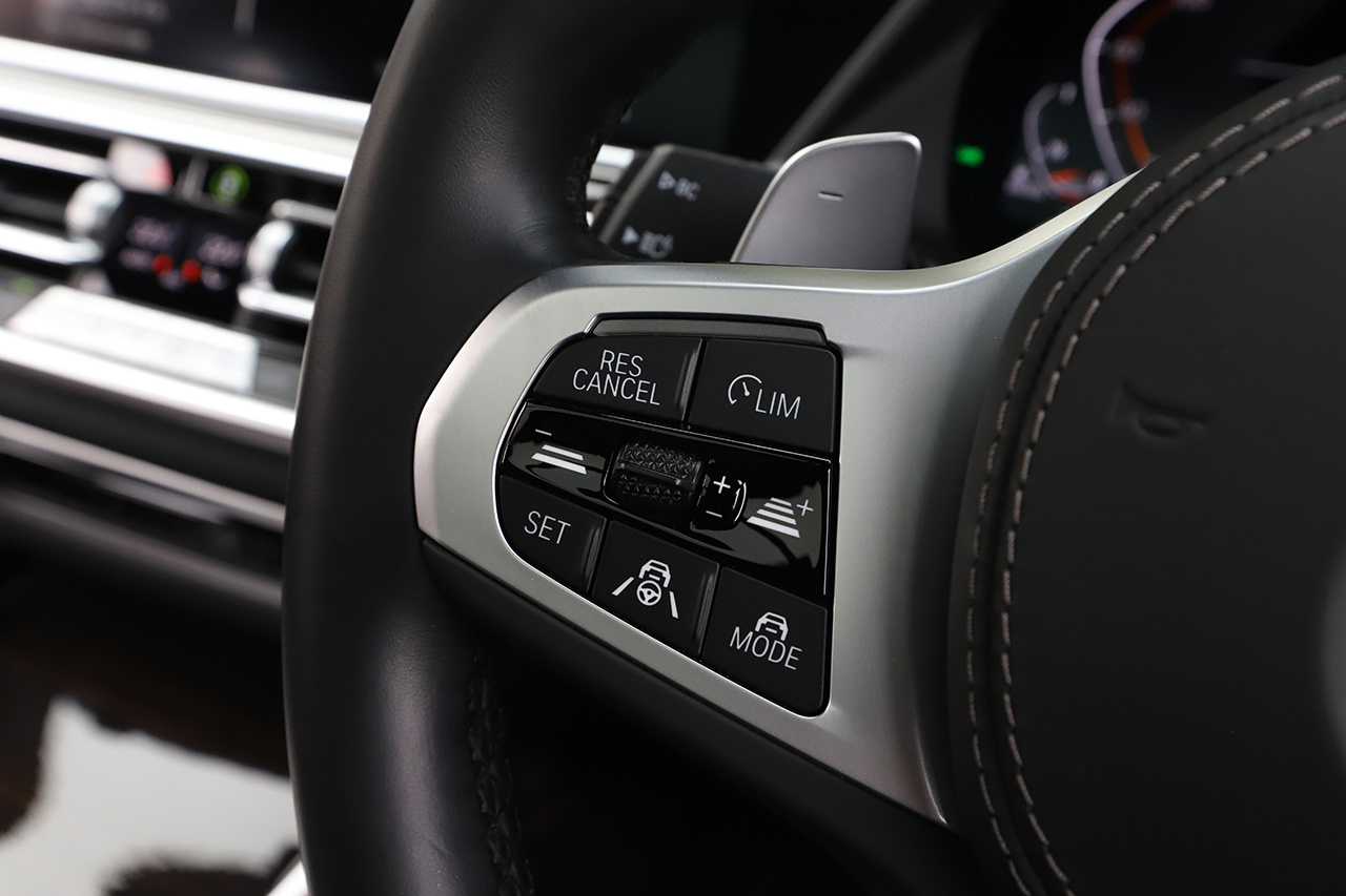 2023 BMW X6 