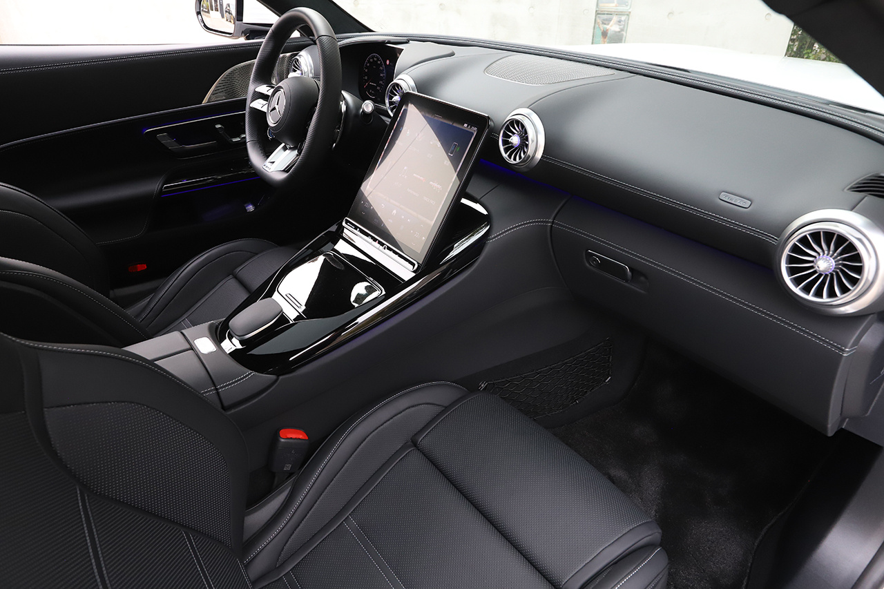 2025 Mercedes-AMG GT 