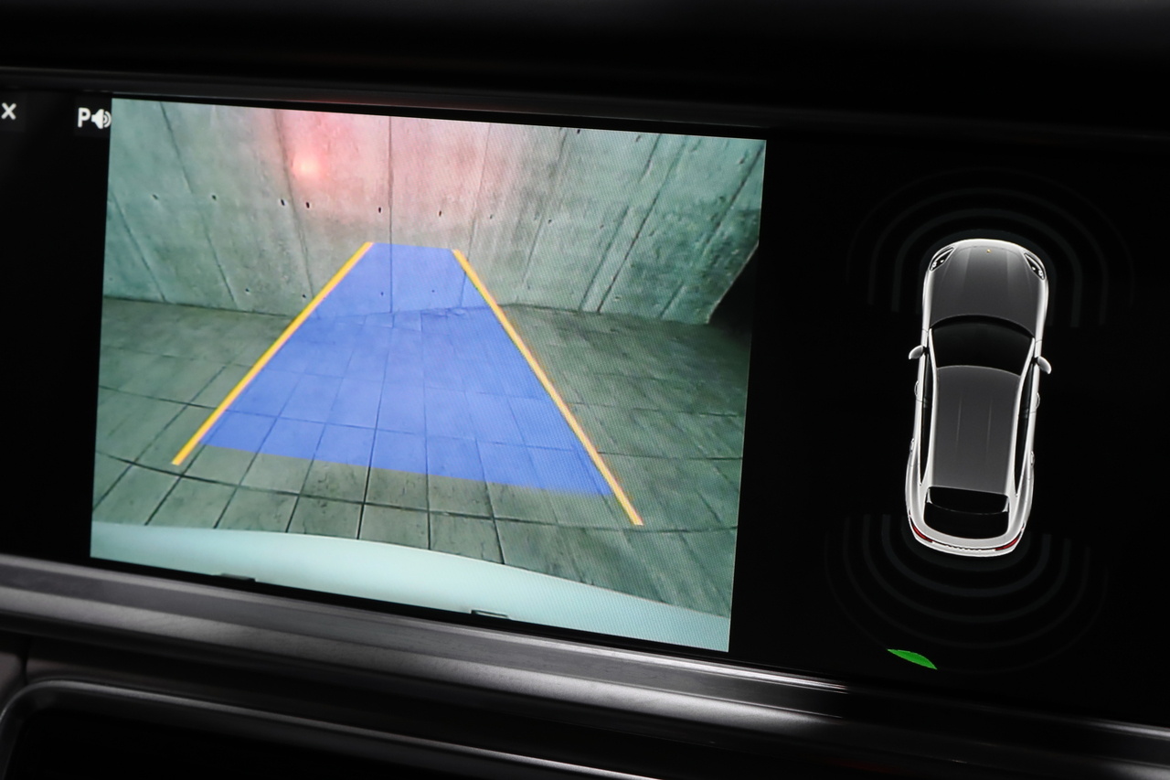 2018 Porsche PANAMERA null