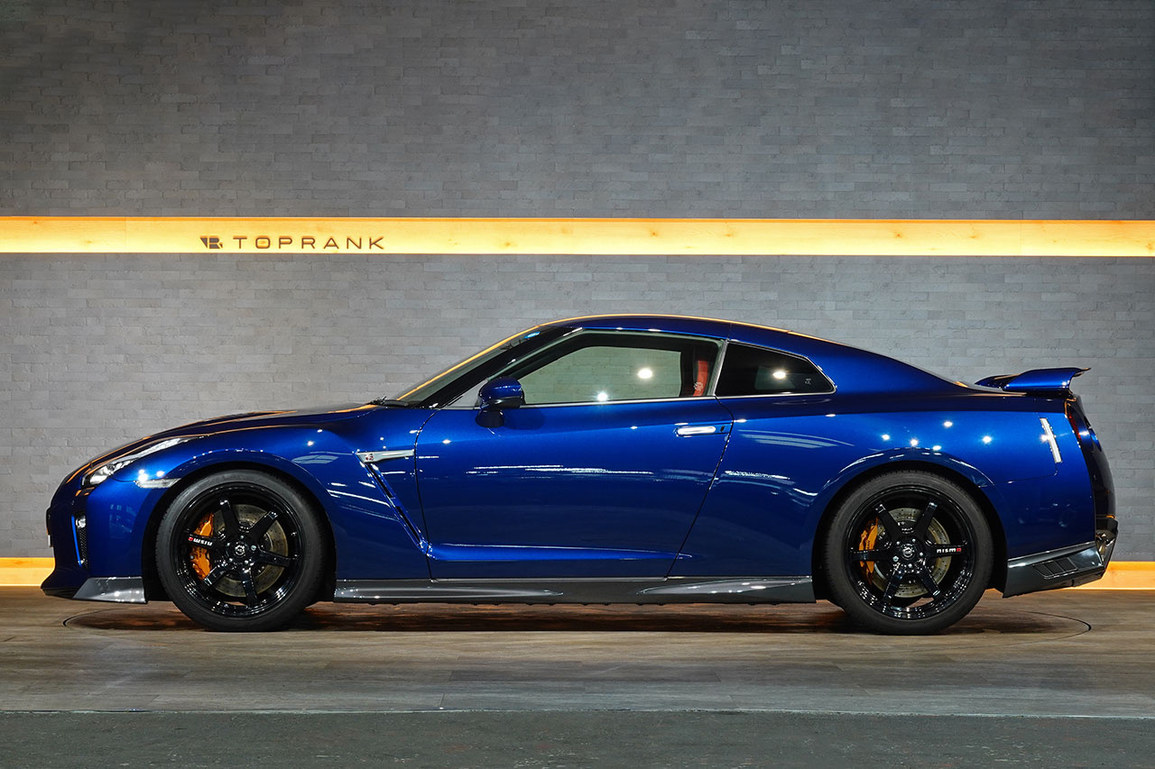 2018 Nissan GT-R R35 GT-R Track edition engineered by NISMO, MY18, Aurora Flare Blue Pearl, NISMO Sports Resetting