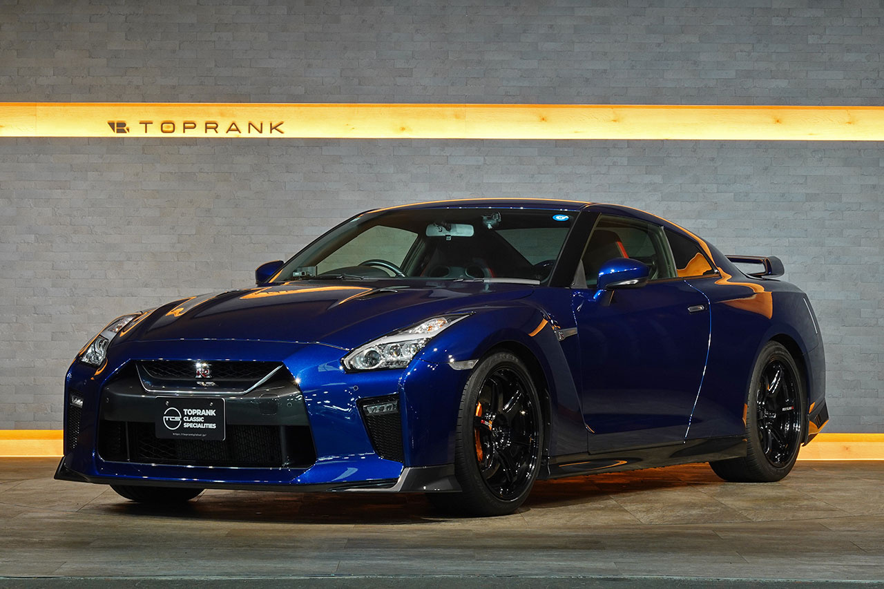 2018 Nissan GT-R R35 GT-R Track edition engineered by NISMO, MY18, Aurora Flare Blue Pearl, NISMO Sports Resetting