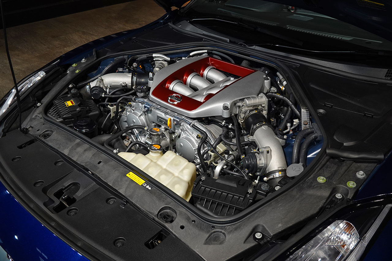 2018 Nissan GT-R R35 GT-R Track edition engineered by NISMO, MY18, Aurora Flare Blue Pearl, NISMO Sports Resetting