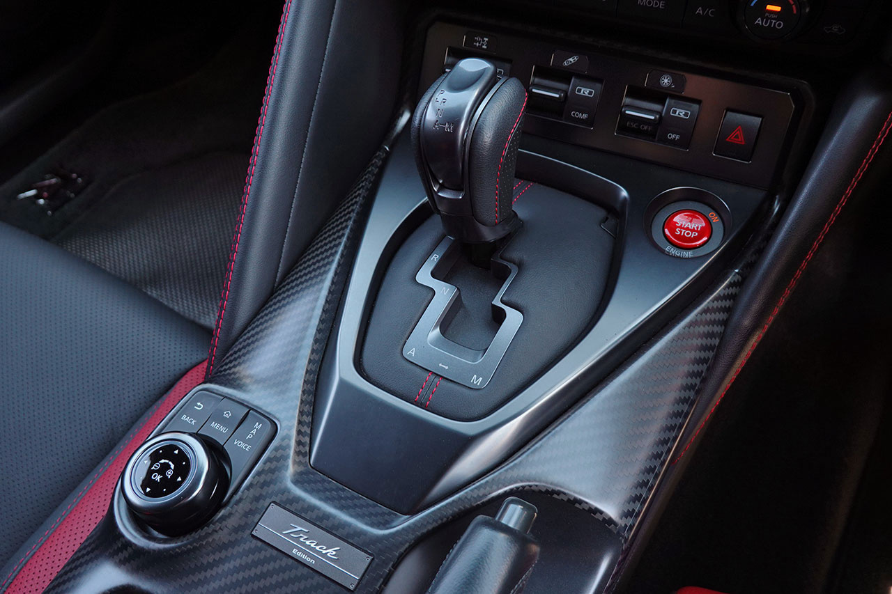 2018 Nissan GT-R R35 GT-R Track edition engineered by NISMO, MY18, Aurora Flare Blue Pearl, NISMO Sports Resetting