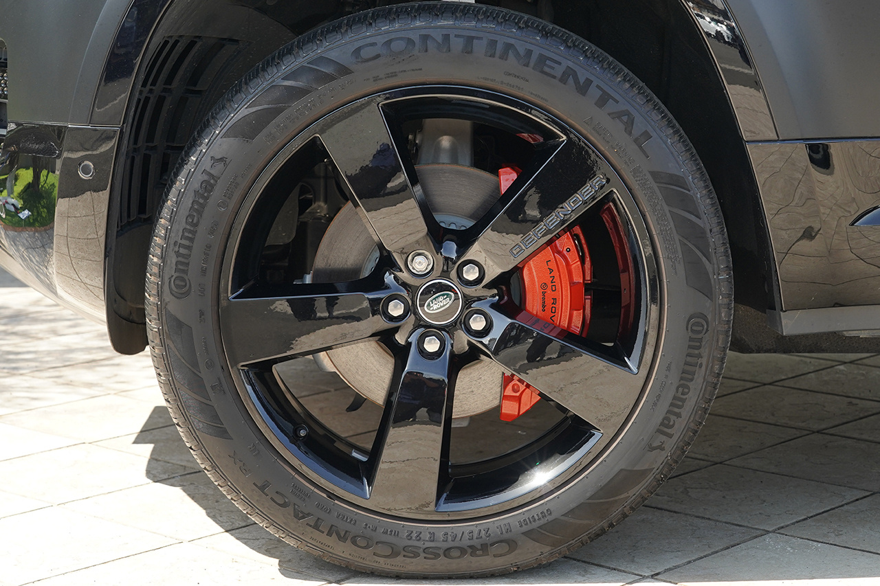 2025 Land Rover DEFENDER null