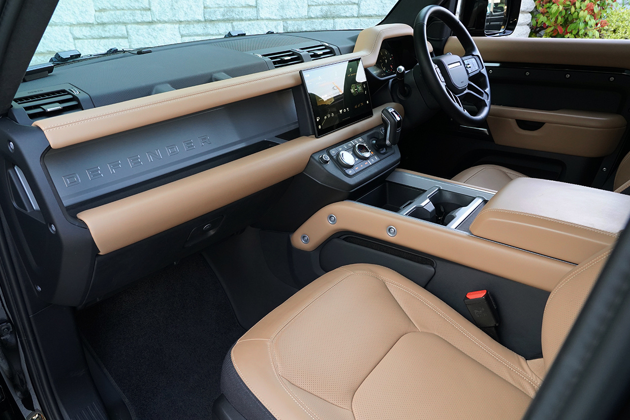 2025 Land Rover DEFENDER null