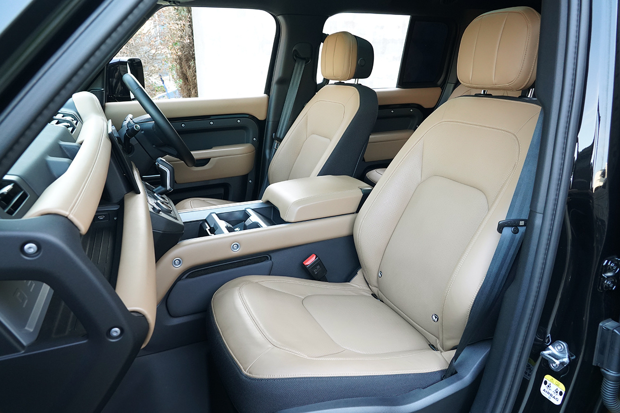 2025 Land Rover DEFENDER null