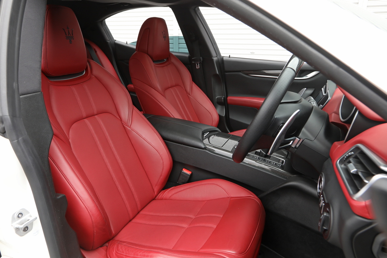 2017 Maserati GHIBLI null