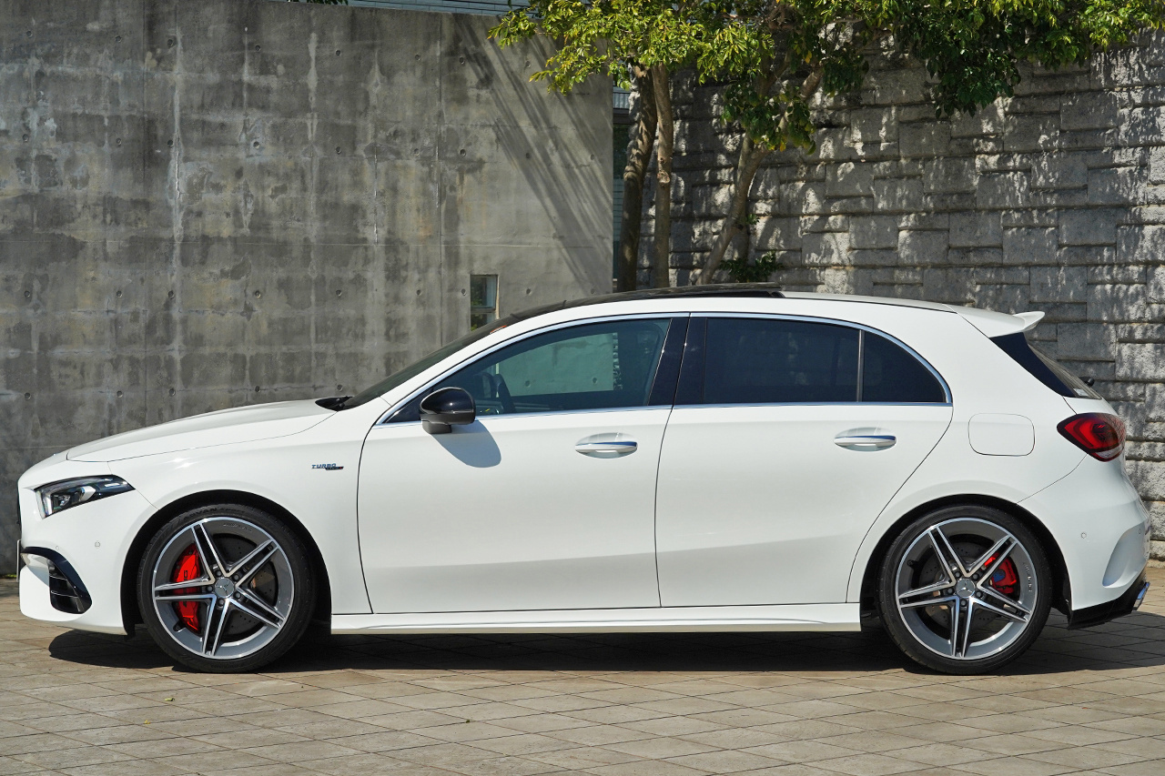2021 Mercedes-AMG A-CLASS null