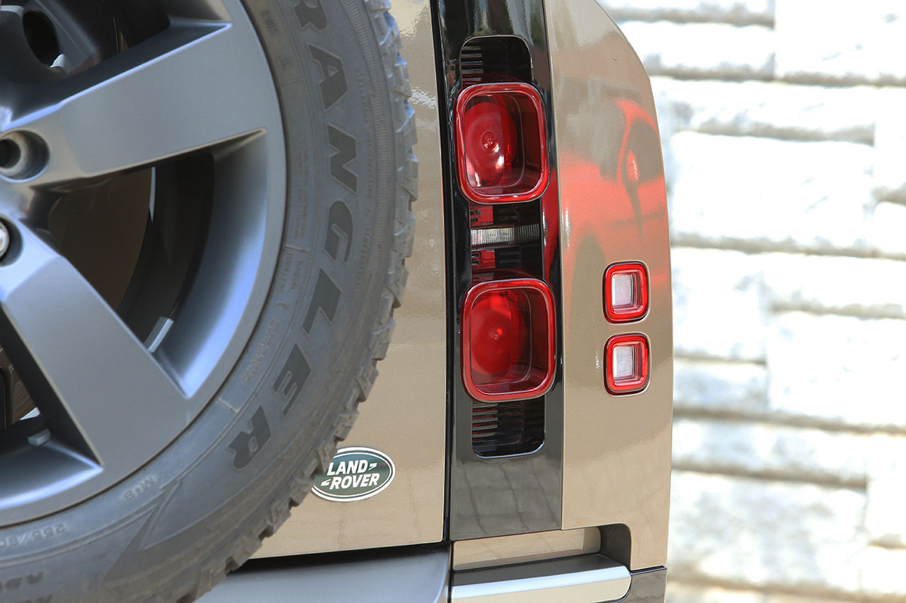 2023 Land Rover DEFENDER 