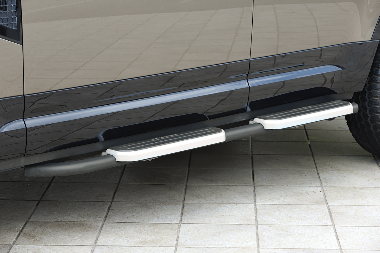 2023 Land Rover DEFENDER 