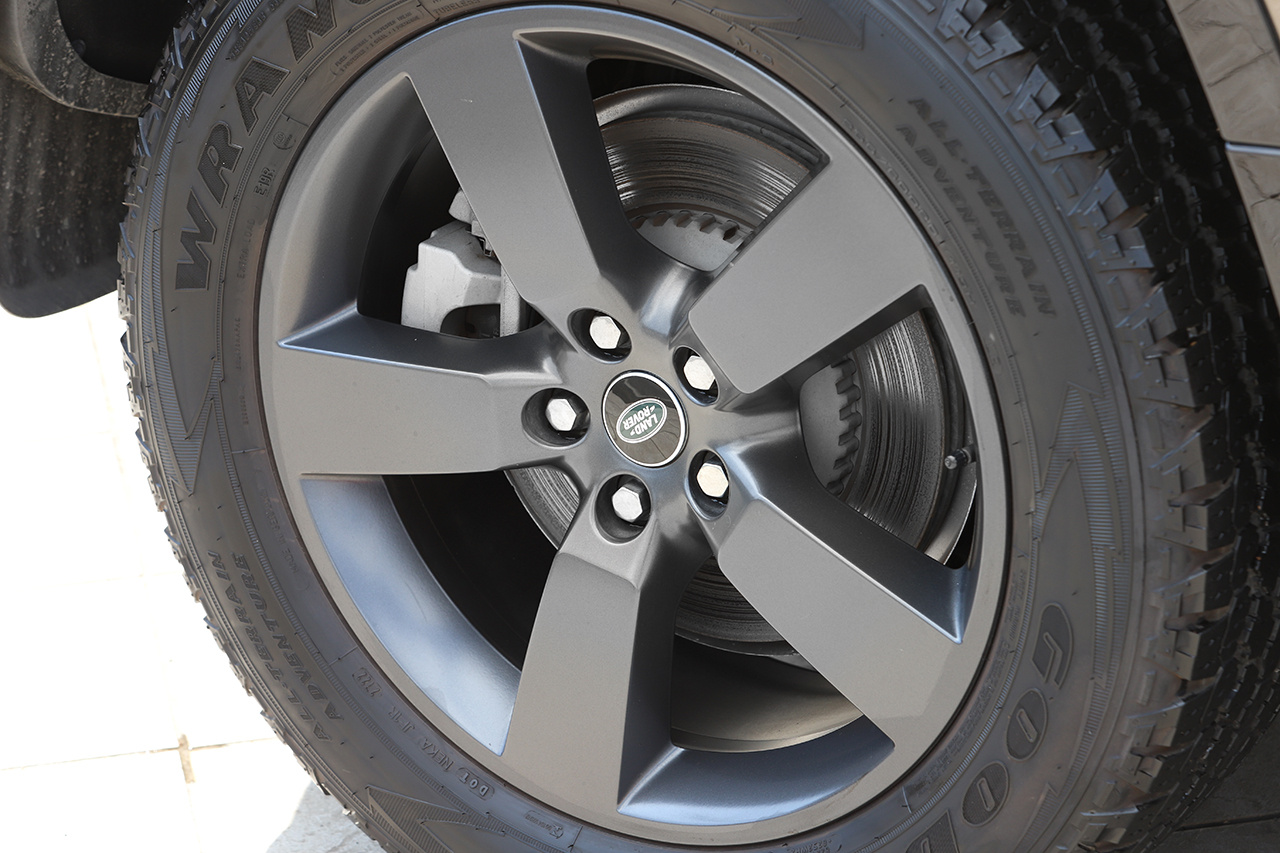 2023 Land Rover DEFENDER 