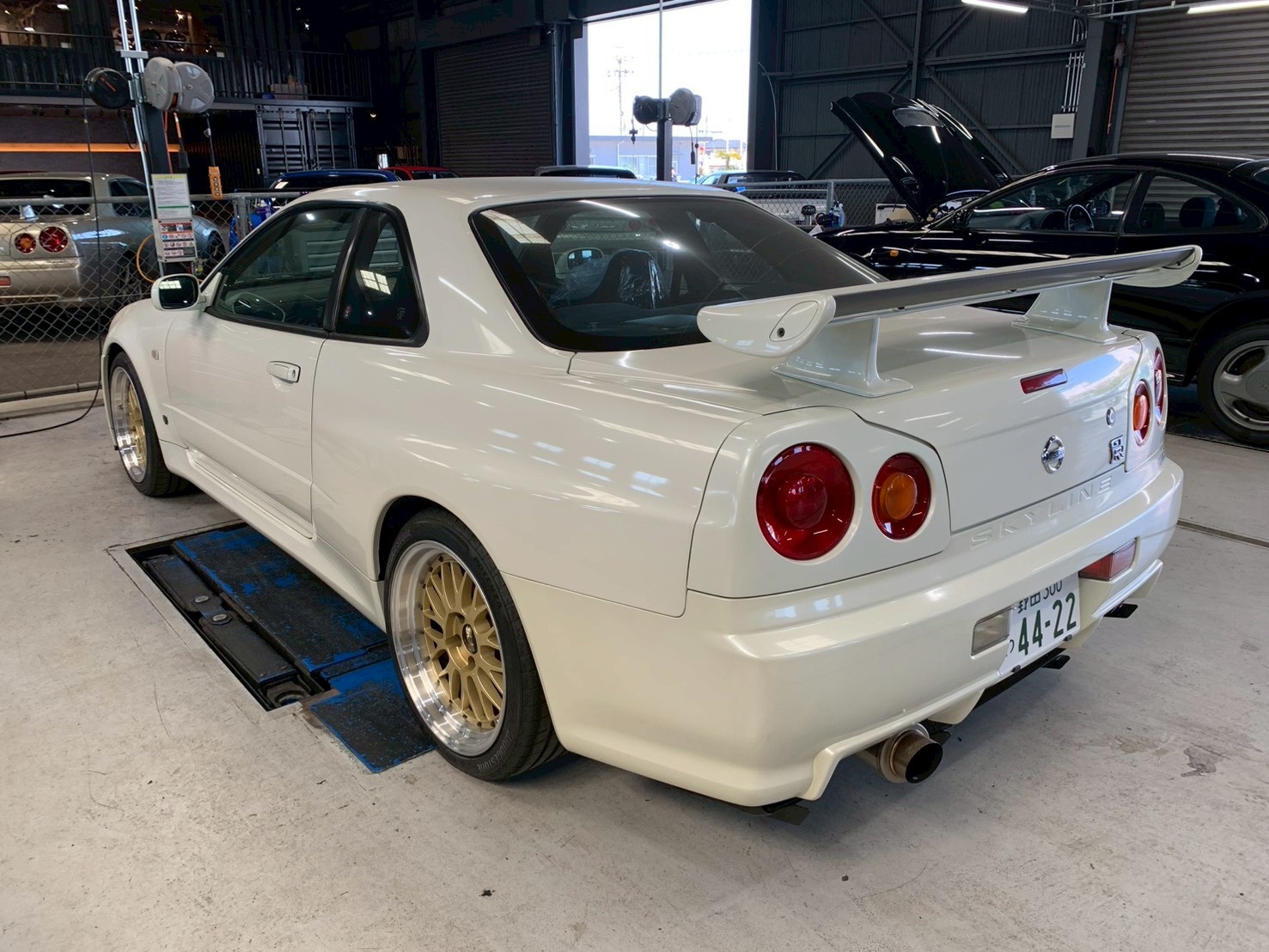 2001 Nissan SKYLINE GT-R BNR34 R34 GT-R V SPEC II, LOW KM's