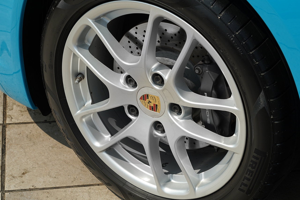 2017 Porsche 718 CAYMAN 