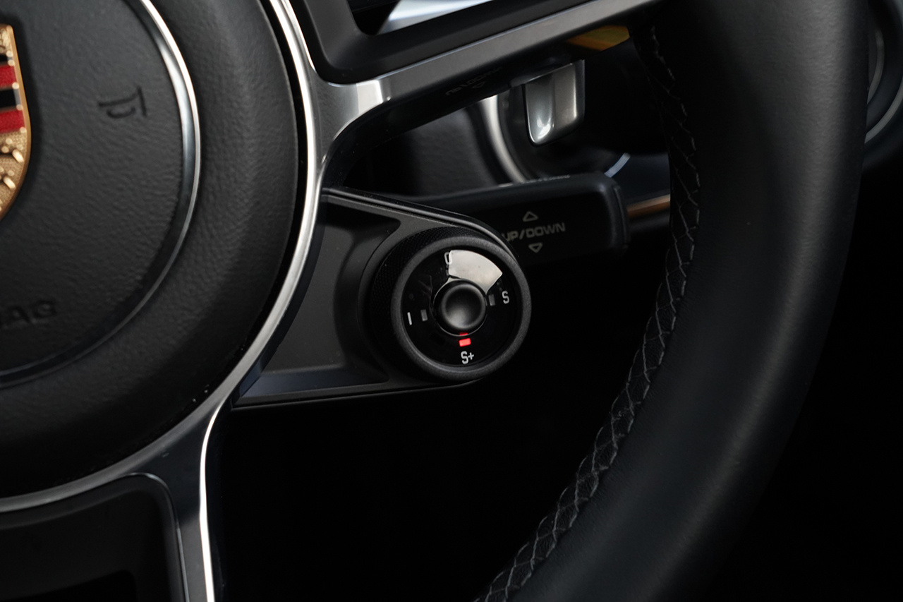 2017 Porsche 718 CAYMAN 