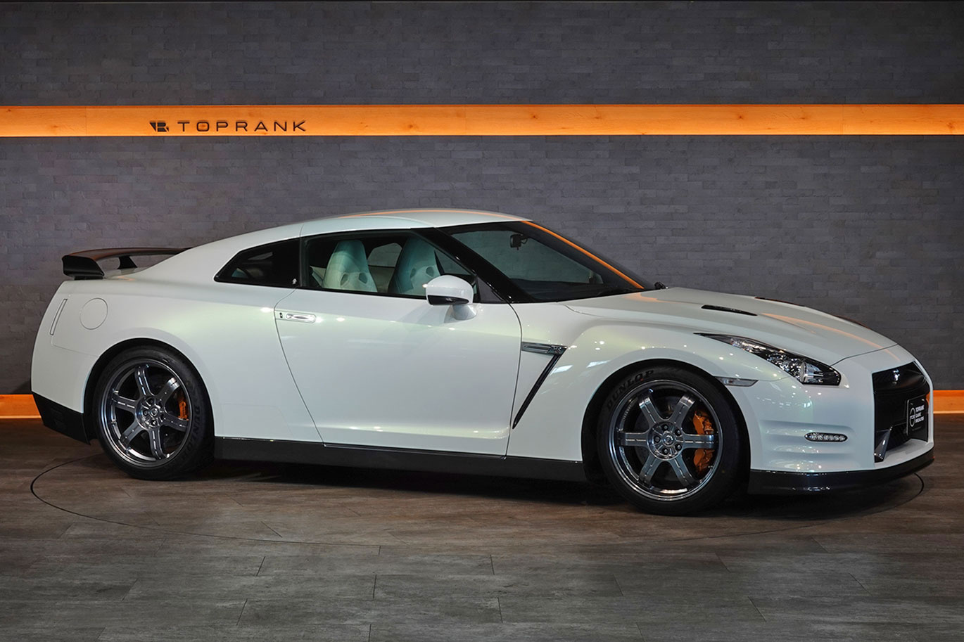 2011 Nissan GT-R R35 GT-R EGOIST, EXCLUSIVE BODY COLOR -Ultimate Opal White-, EXLUSIVE INTERIOR Leather Cordination