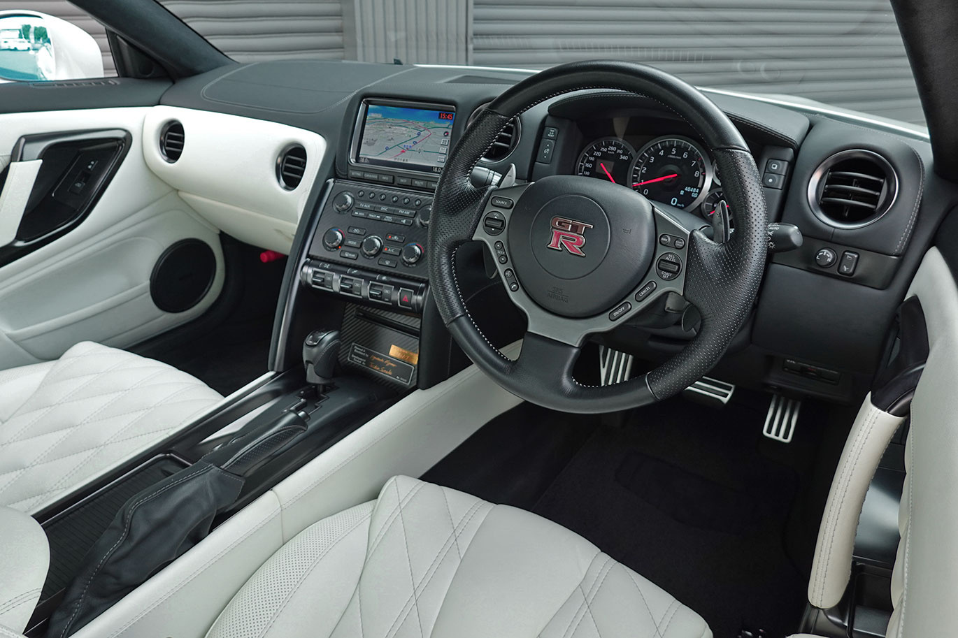2011 Nissan GT-R R35 GT-R EGOIST, EXCLUSIVE BODY COLOR -Ultimate Opal White-, EXLUSIVE INTERIOR Leather Cordination