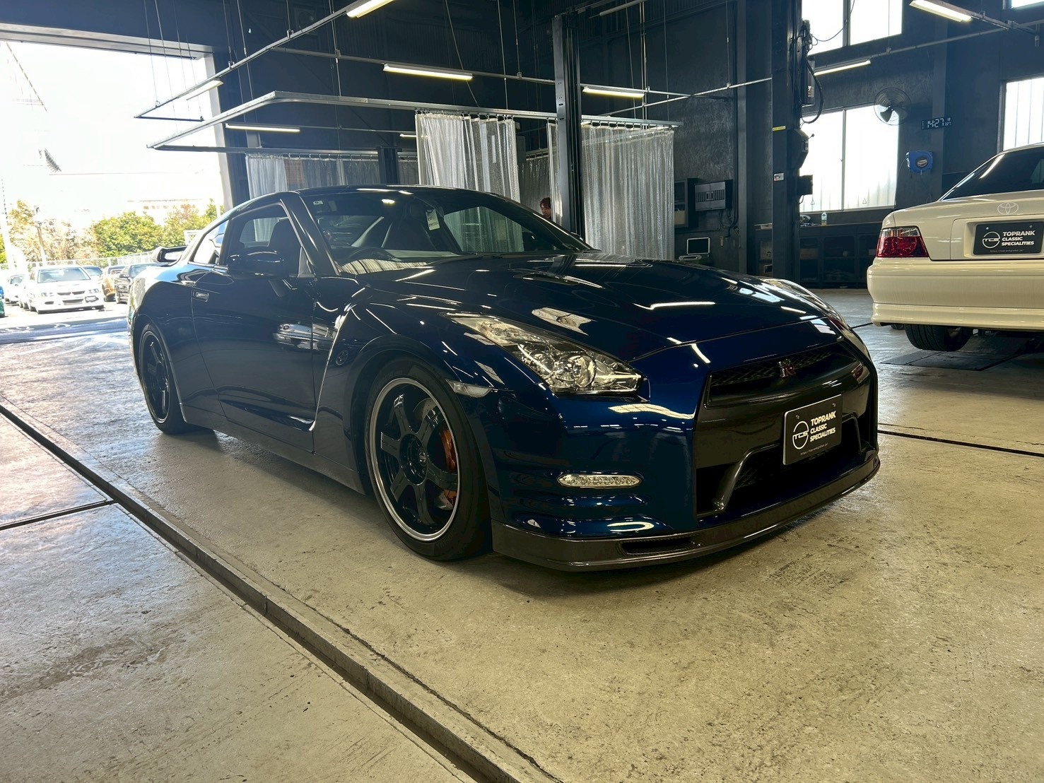 2012 Nissan GT-R UPCOMING INVENTORY, R35 GT-R Pure Edition for Track Pack