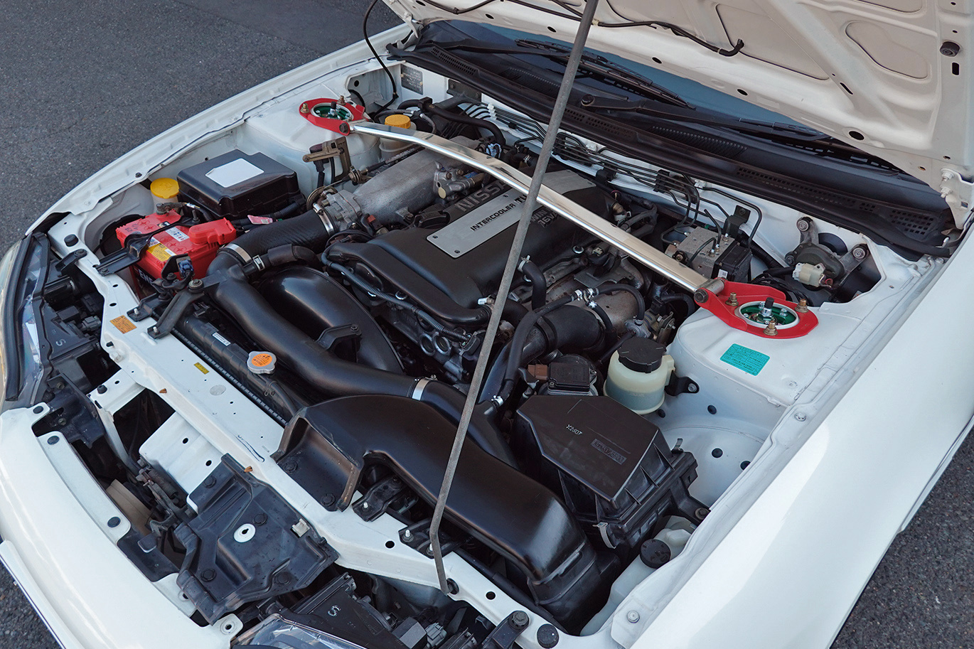 2002 Nissan SILVIA S15  Silvia Spec R・SR20DET Engine, Factory 6 Speed Manual, Aftermarket Spin-Turn Knob