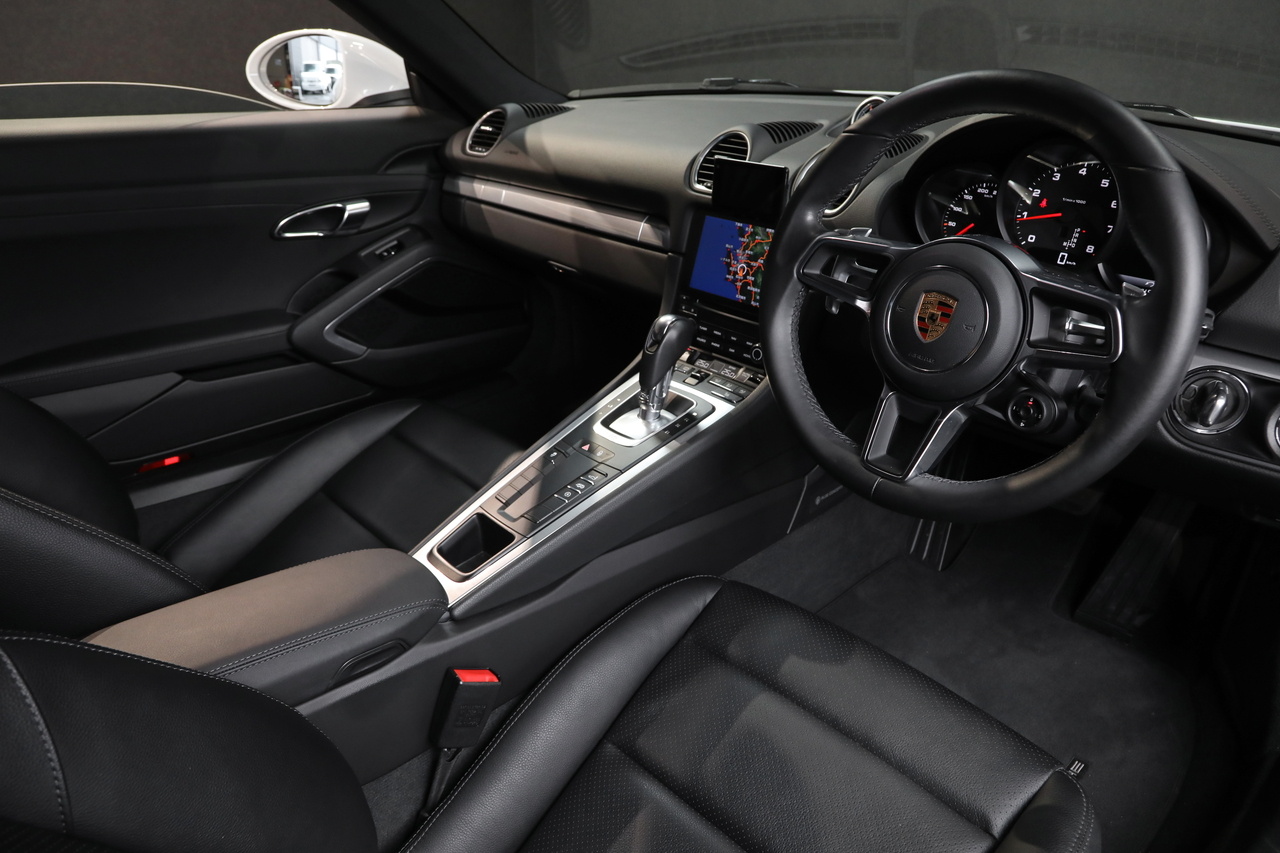 2018 Porsche 718 CAYMAN null