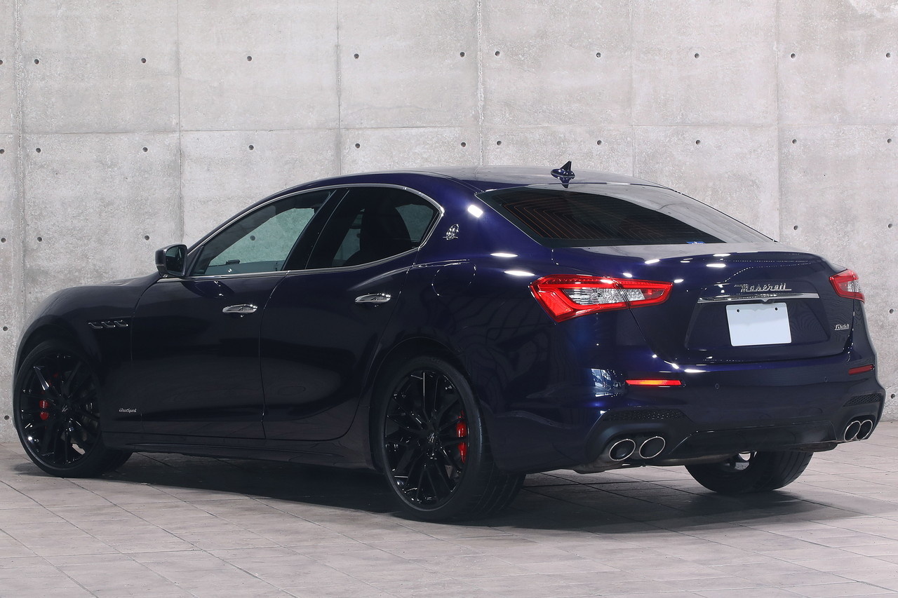 2020 Maserati GHIBLI null