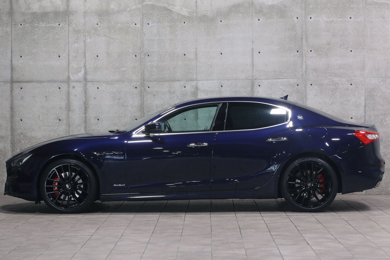 2020 Maserati GHIBLI null