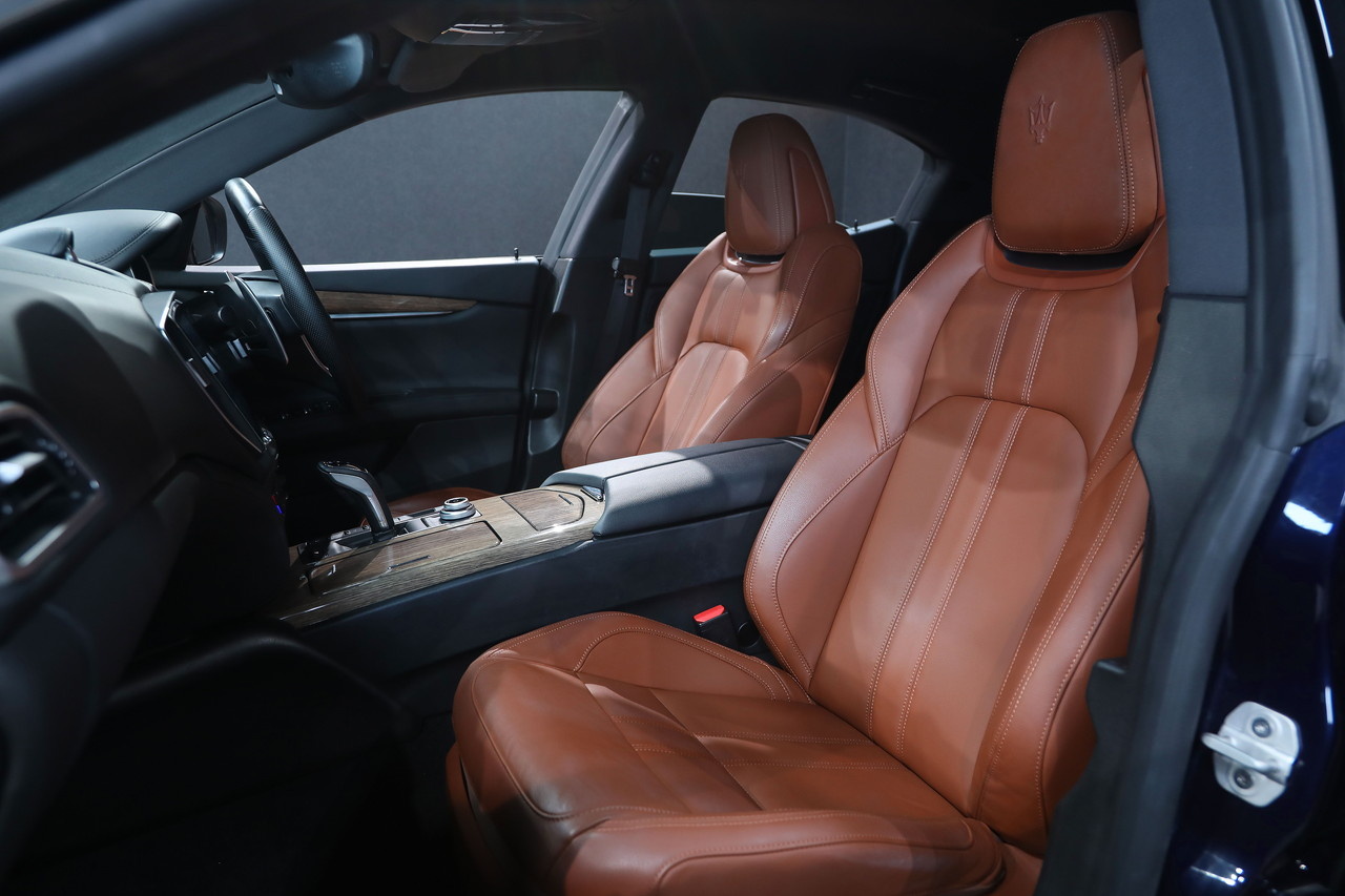 2020 Maserati GHIBLI null