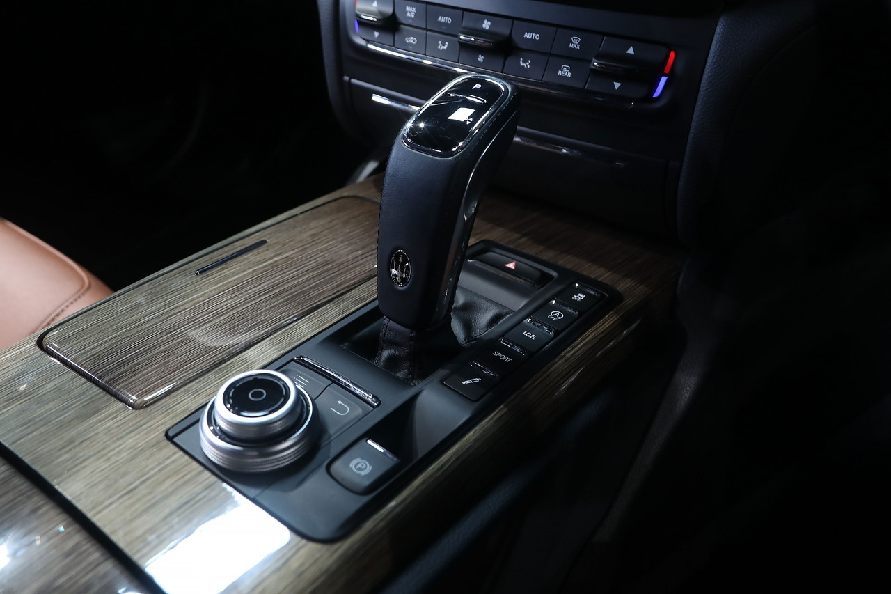 2020 Maserati GHIBLI null