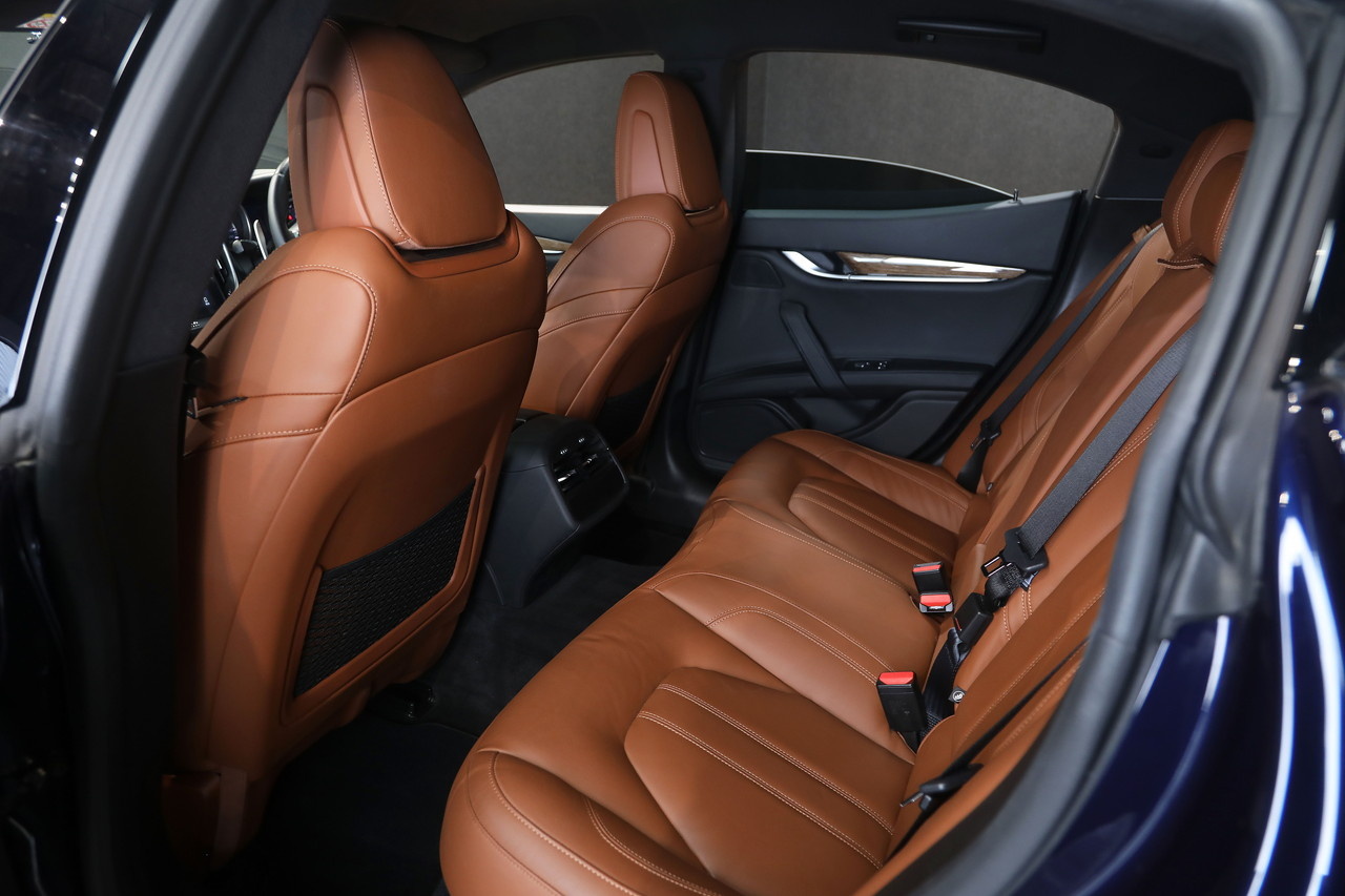 2020 Maserati GHIBLI null