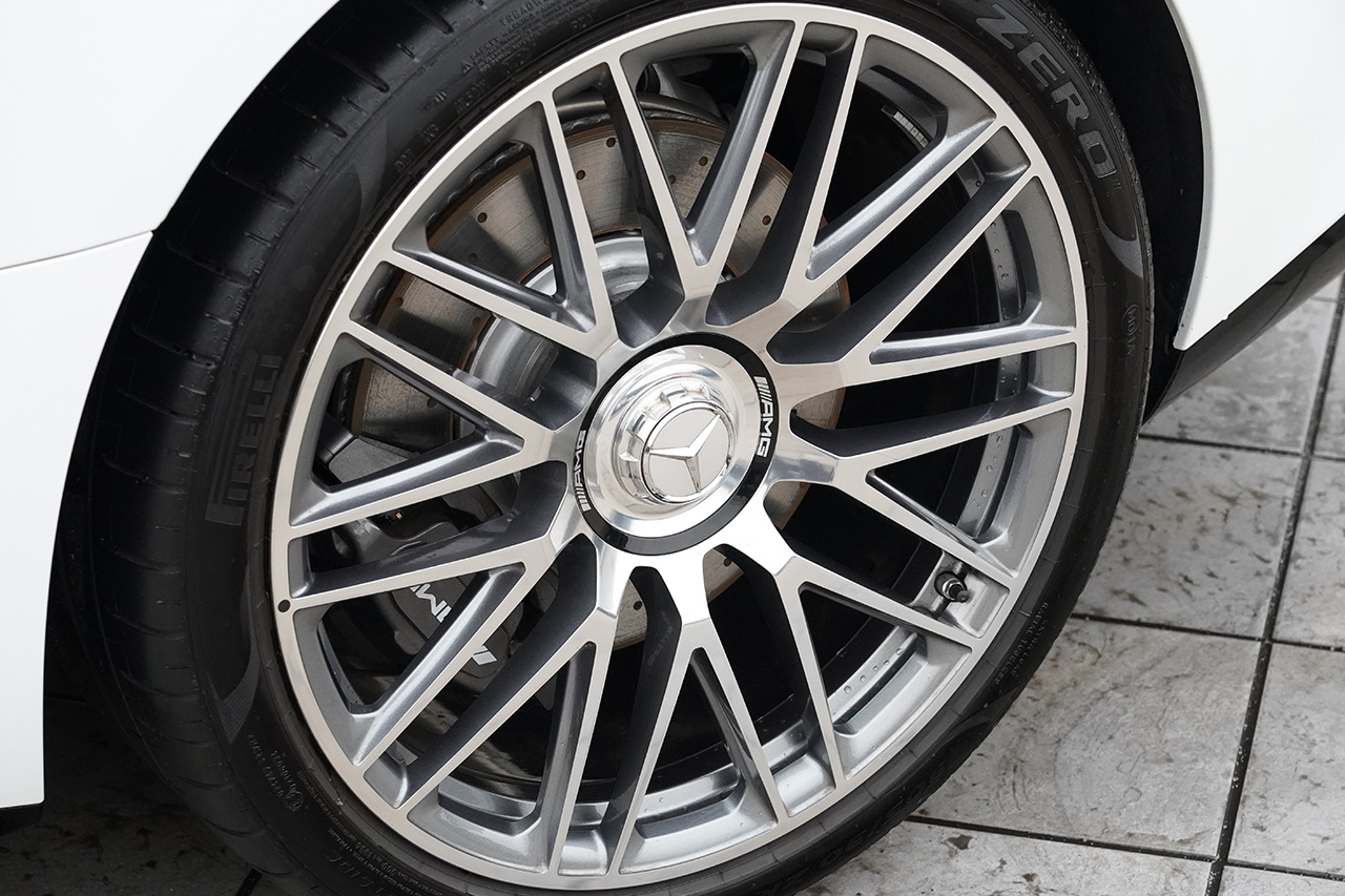 2025 Mercedes-AMG GT 