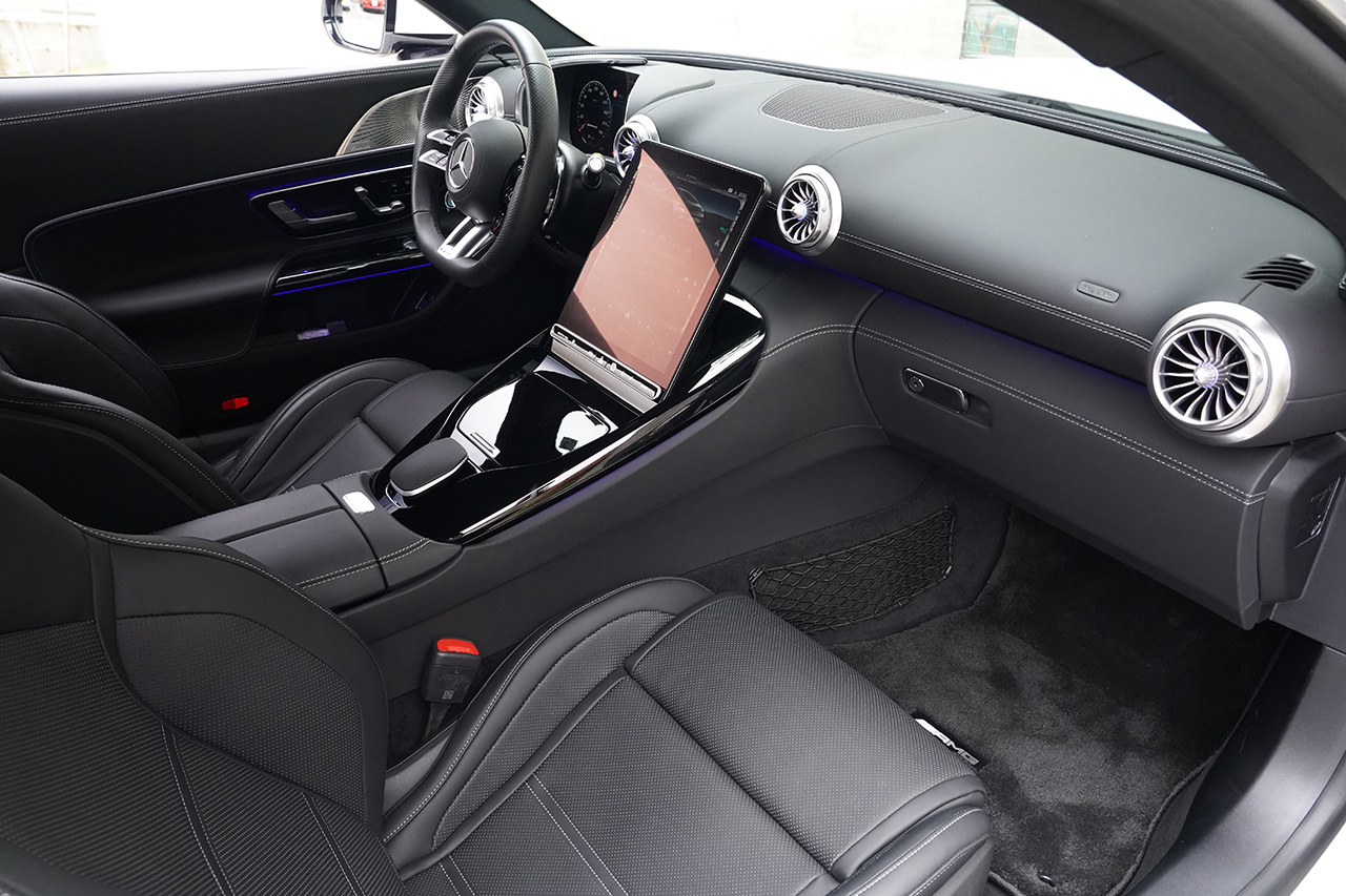 2025 Mercedes-AMG GT 