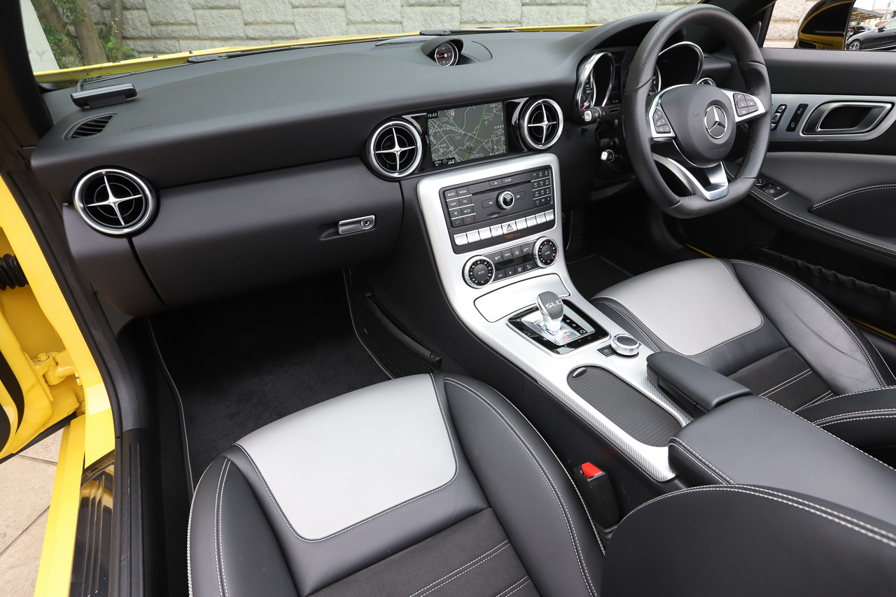2021 Mercedes-Benz SLC CLASS null