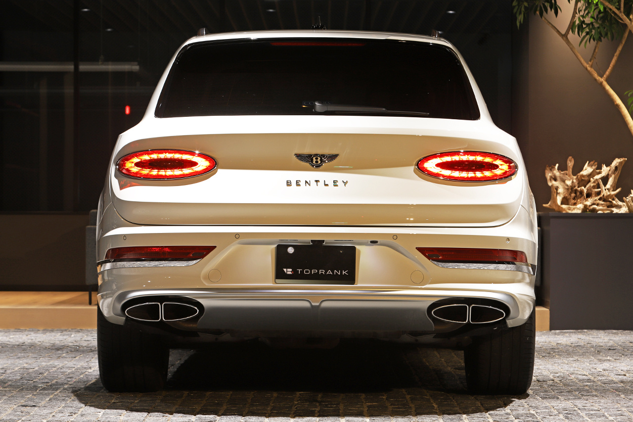 2023 Bentley Bentayga 
