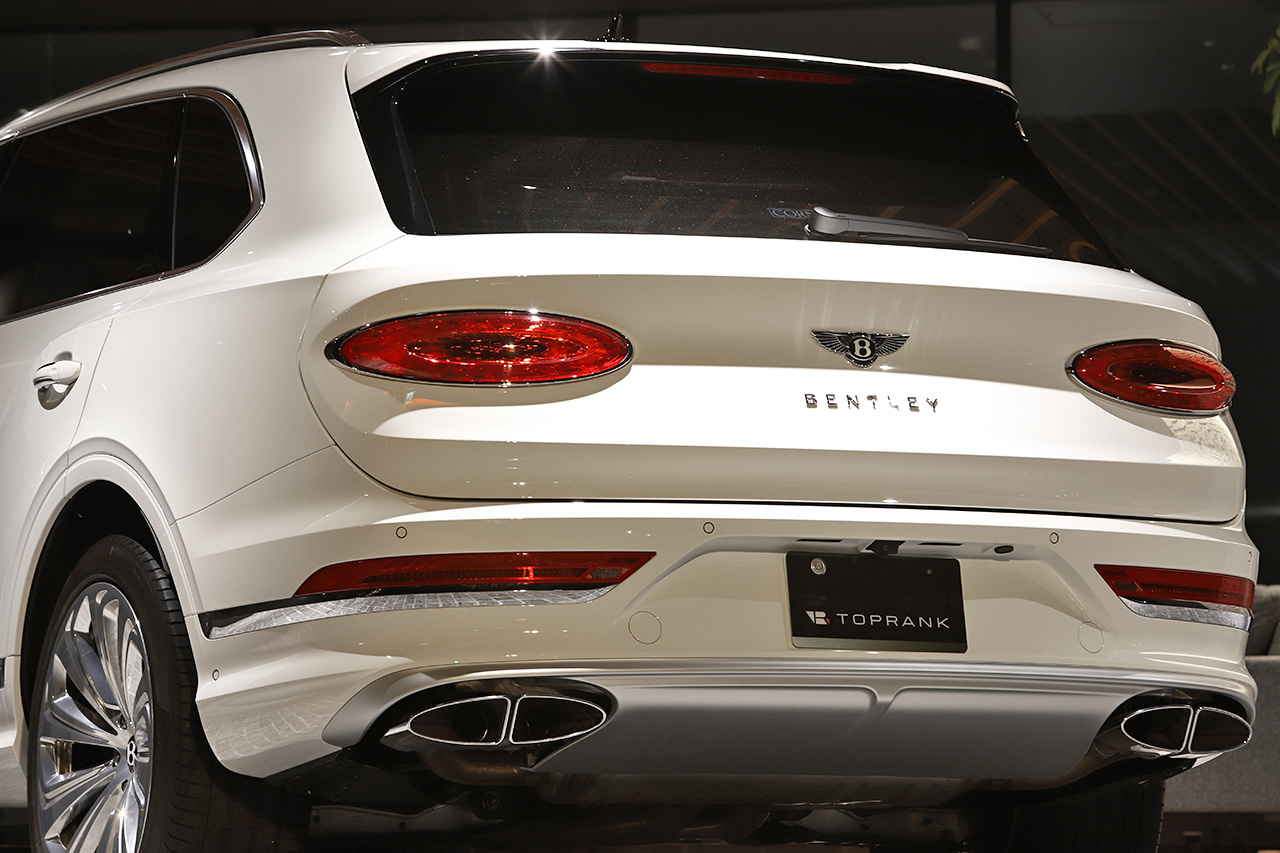 2023 Bentley Bentayga 