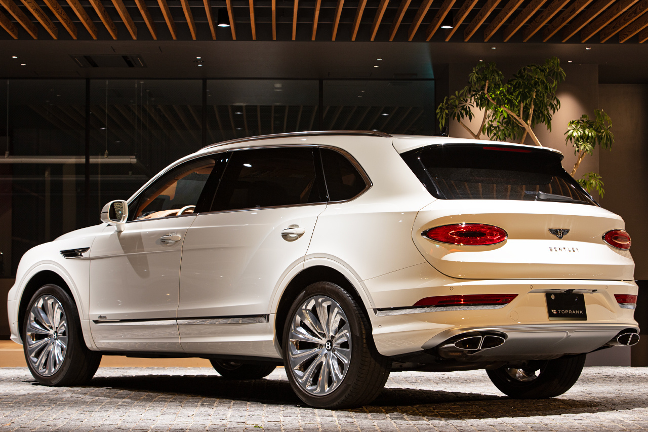 2023 Bentley Bentayga 