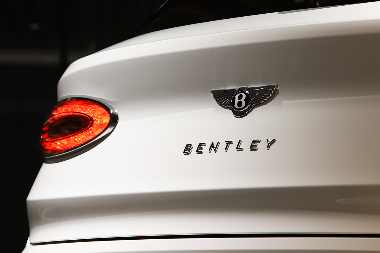 2023 Bentley Bentayga 