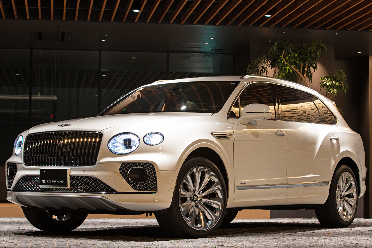 2023 Bentley Bentayga 
