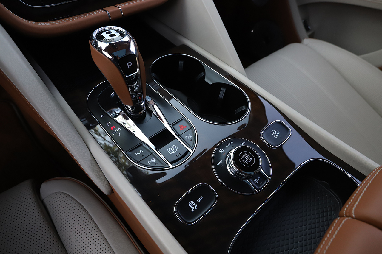 2023 Bentley Bentayga 