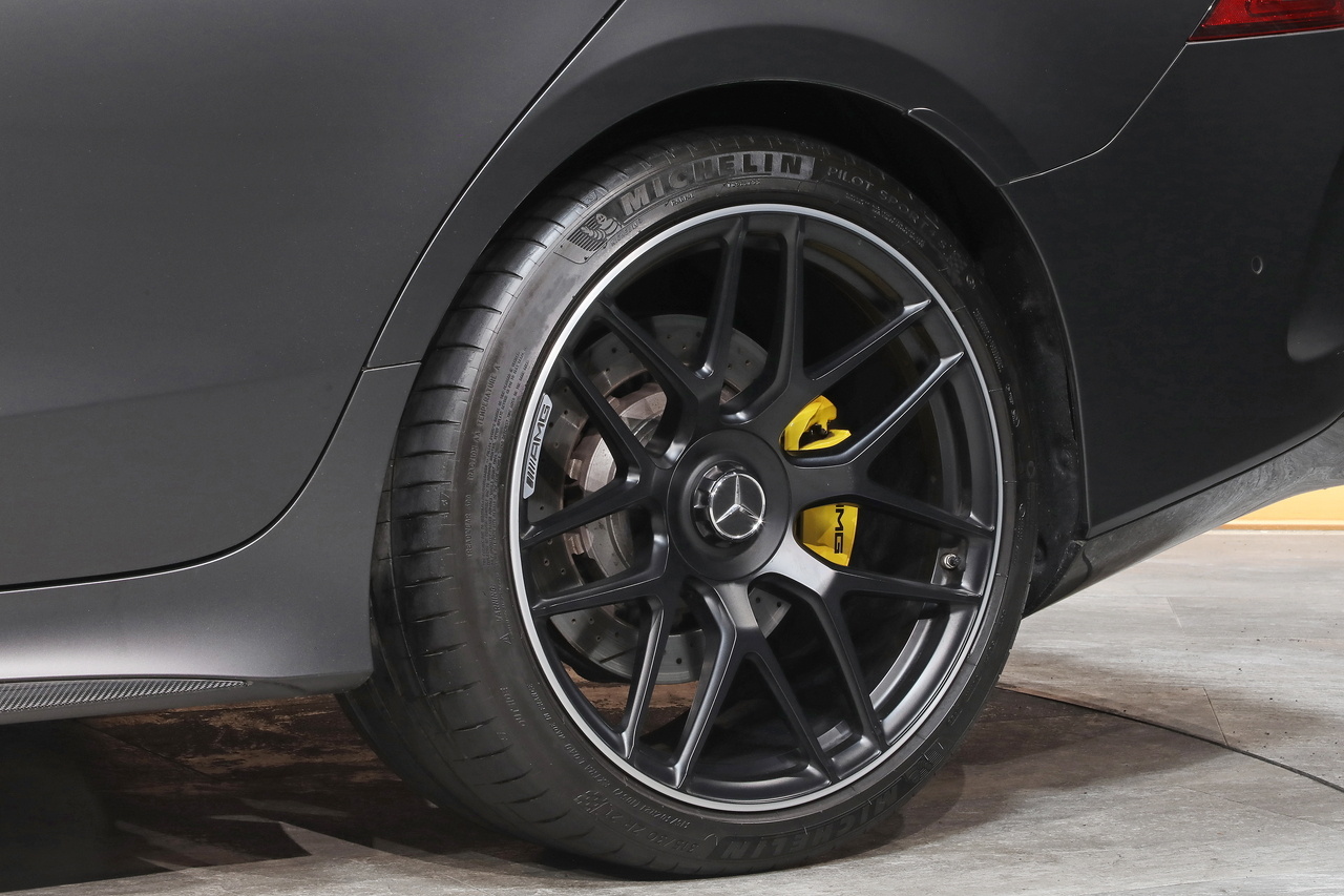 2023 Mercedes-AMG GT null