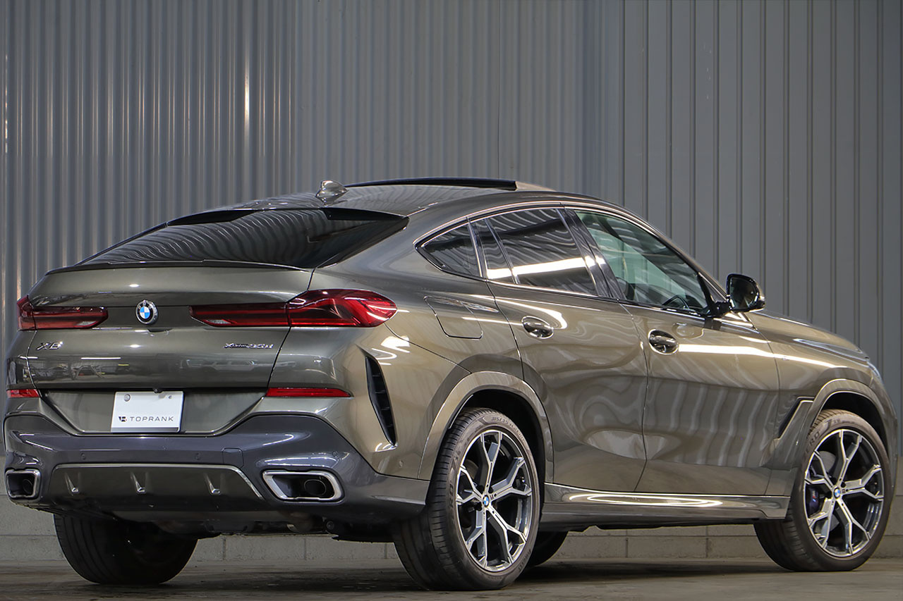 2022 BMW X6 
