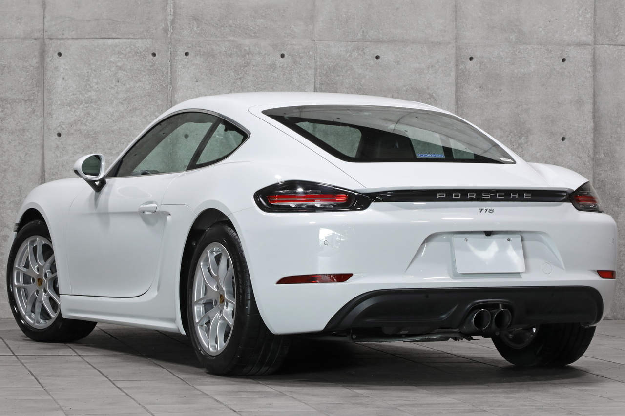 2019 Porsche 718 CAYMAN null